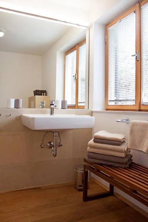 Haus Am See Hotel Breitbrunn am Chiemsee